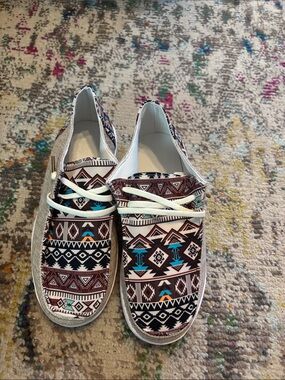 Tribal print size 36 slip on shoes